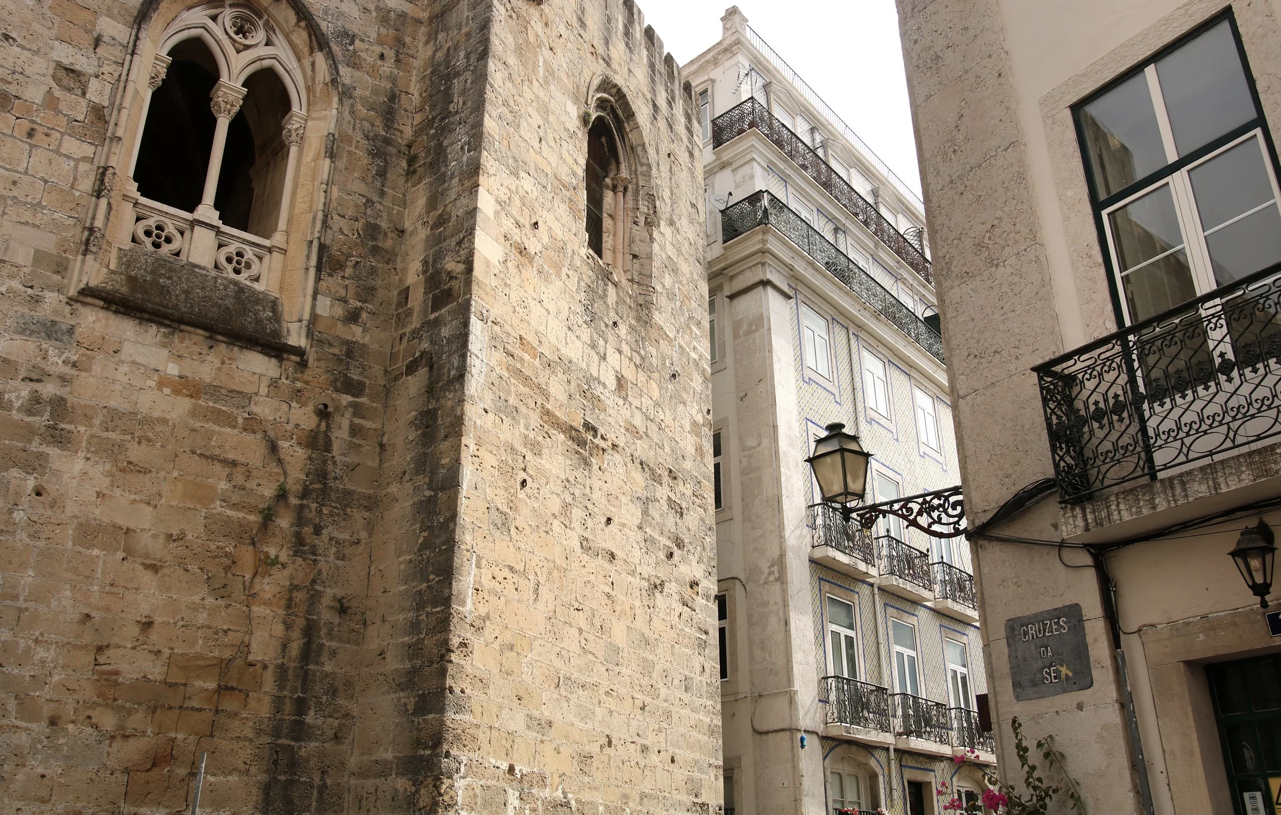 Alfama ascent.jpg