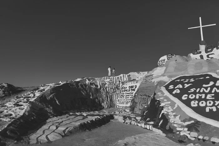 amandavanvels_salvationmountain_10