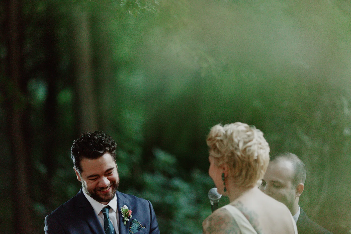 amandavanvels_backyardwedding_0711.jpg