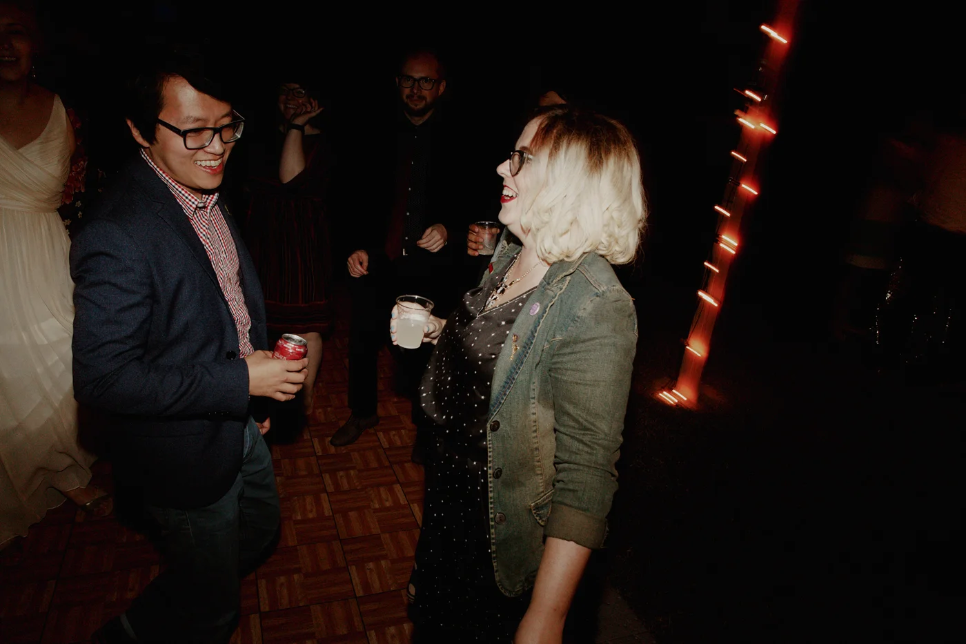 amandavanvels_backyardwedding_1011.jpg
