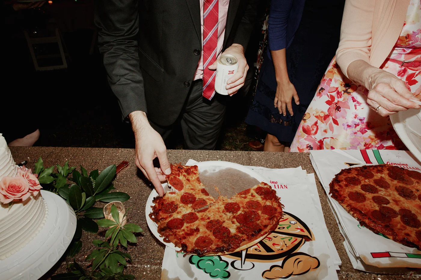 amandavanvels_backyardwedding_1061.jpg