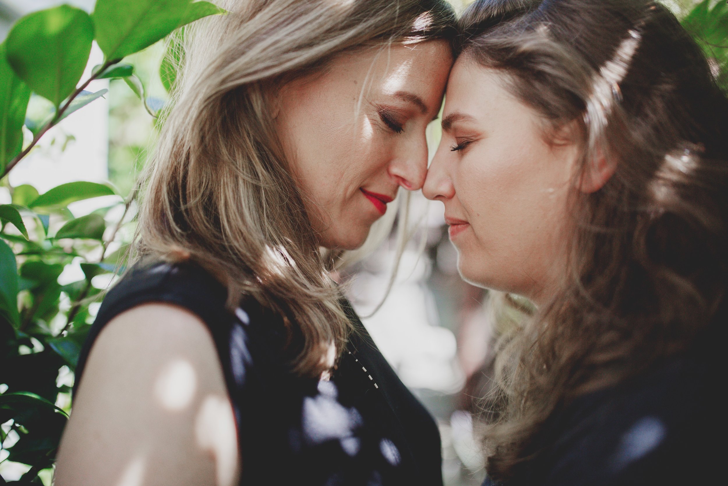 amanda_vanvels_kate_dede_outer_sunset_engagement__0033.jpg