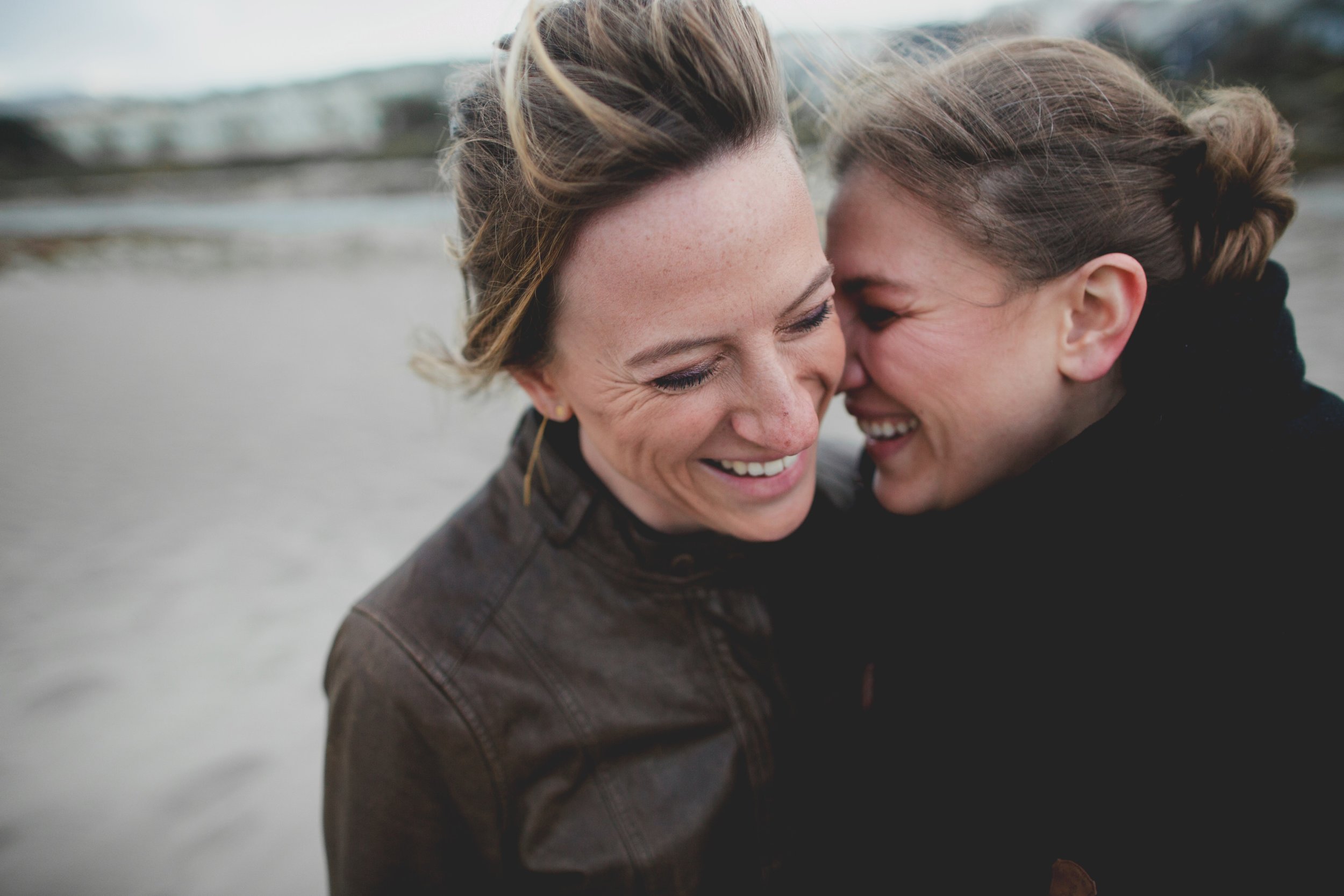 amanda_vanvels_kate_dede_outer_sunset_engagement__0066.jpg