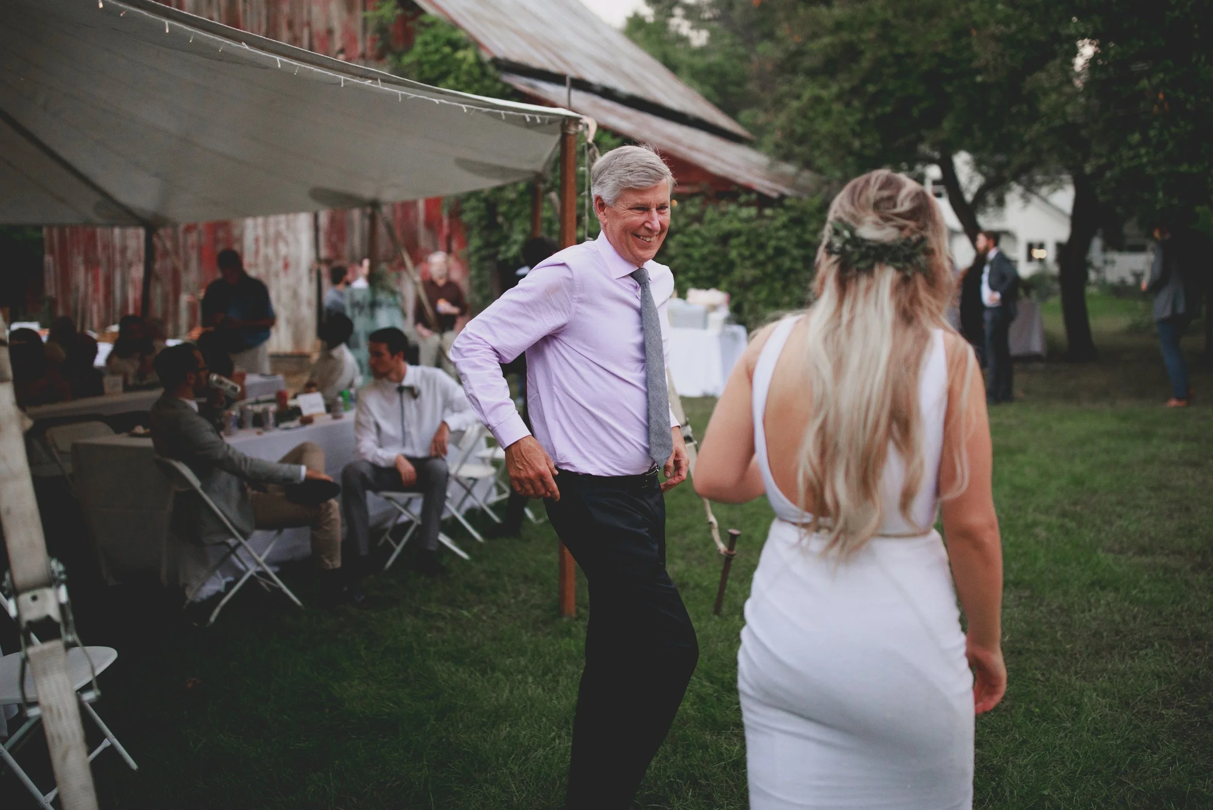 amanda_vanvels_grand_rapids_farm_barn_wedding_125.jpg