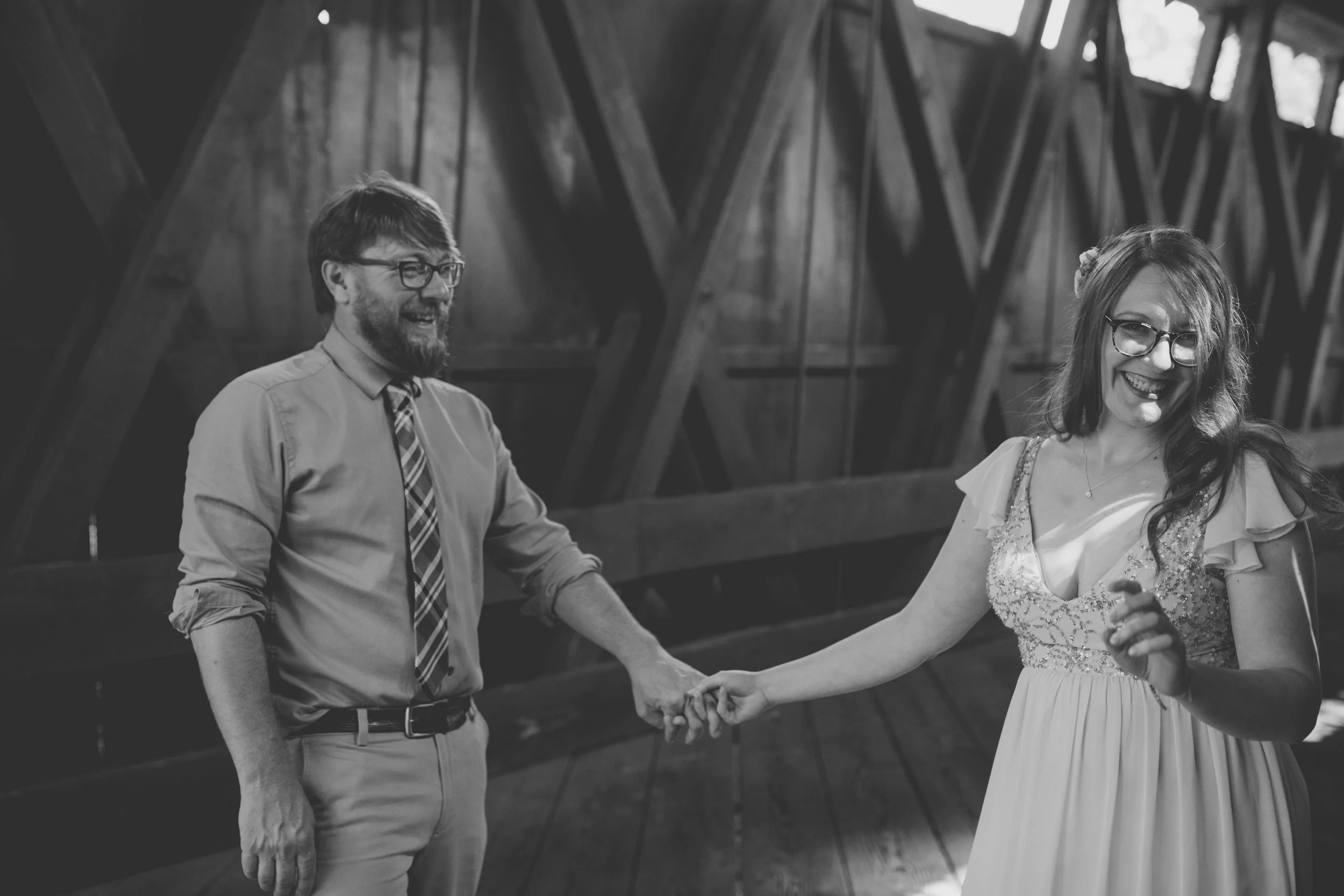 michigan_backyard_wedding_grand_rapids_021.jpg