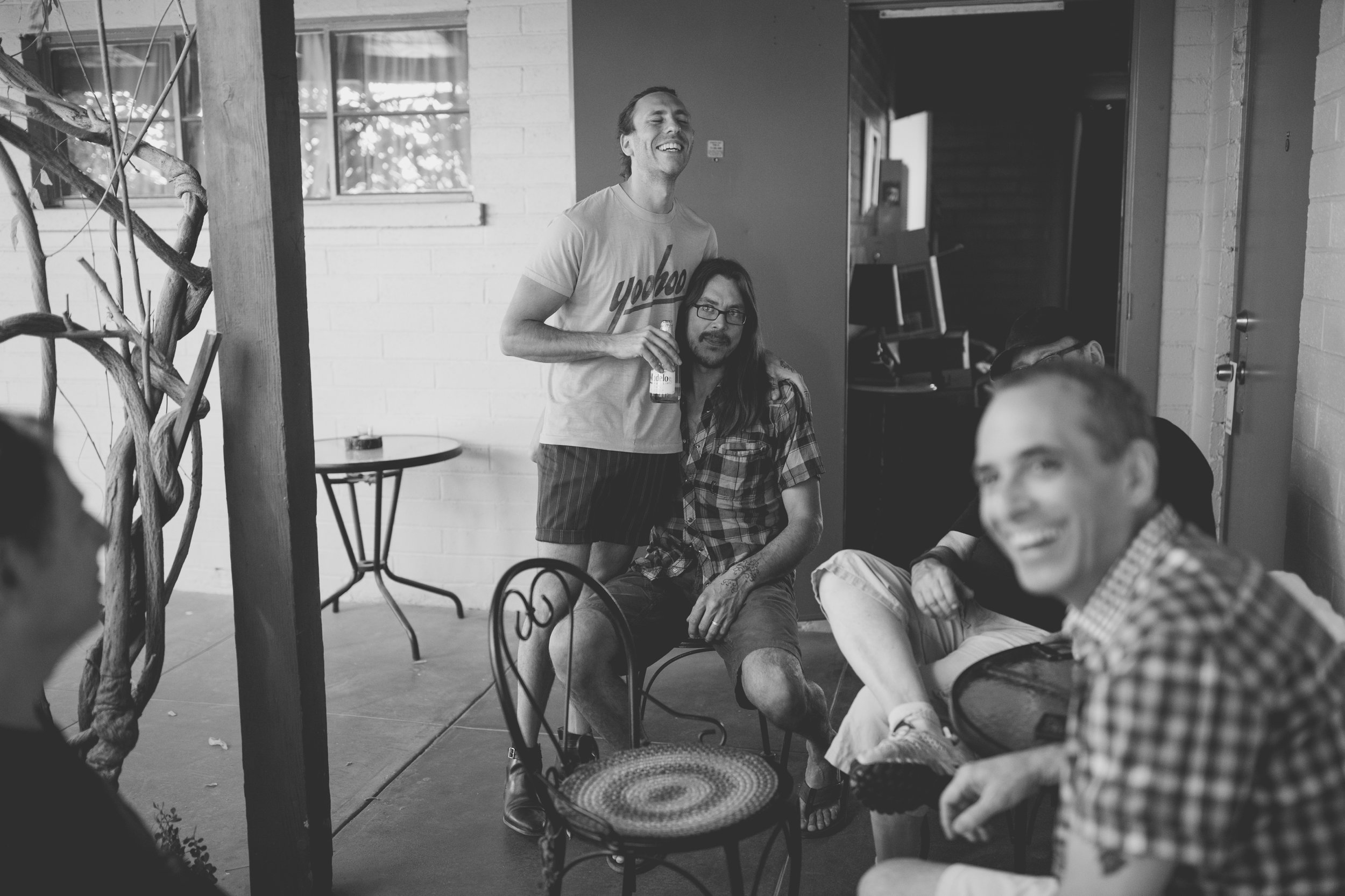 amanda_vanvels_joshua_tree_inn_wedding_007.jpg