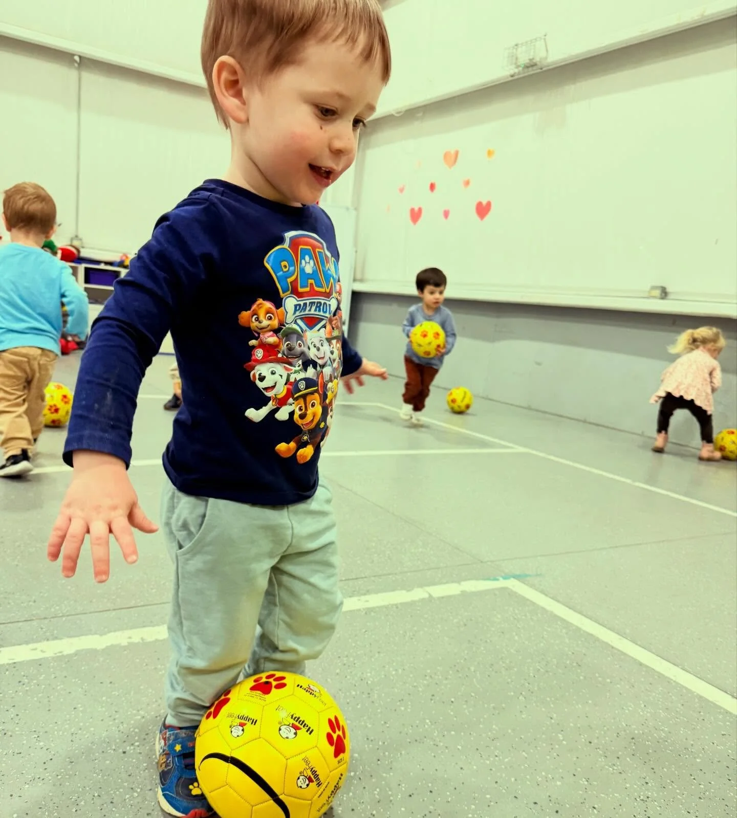 Working on our skills this week on our Toy Story adventure with Buzz and Woody! Imagination + Soccer = Extra FUN!!!! ⚽️ ❤️ 😃 

#happyfeetcharleston #charlestonsoccer #charlestonsc