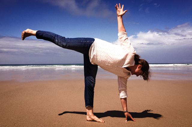 ardhachandrasana.jpg