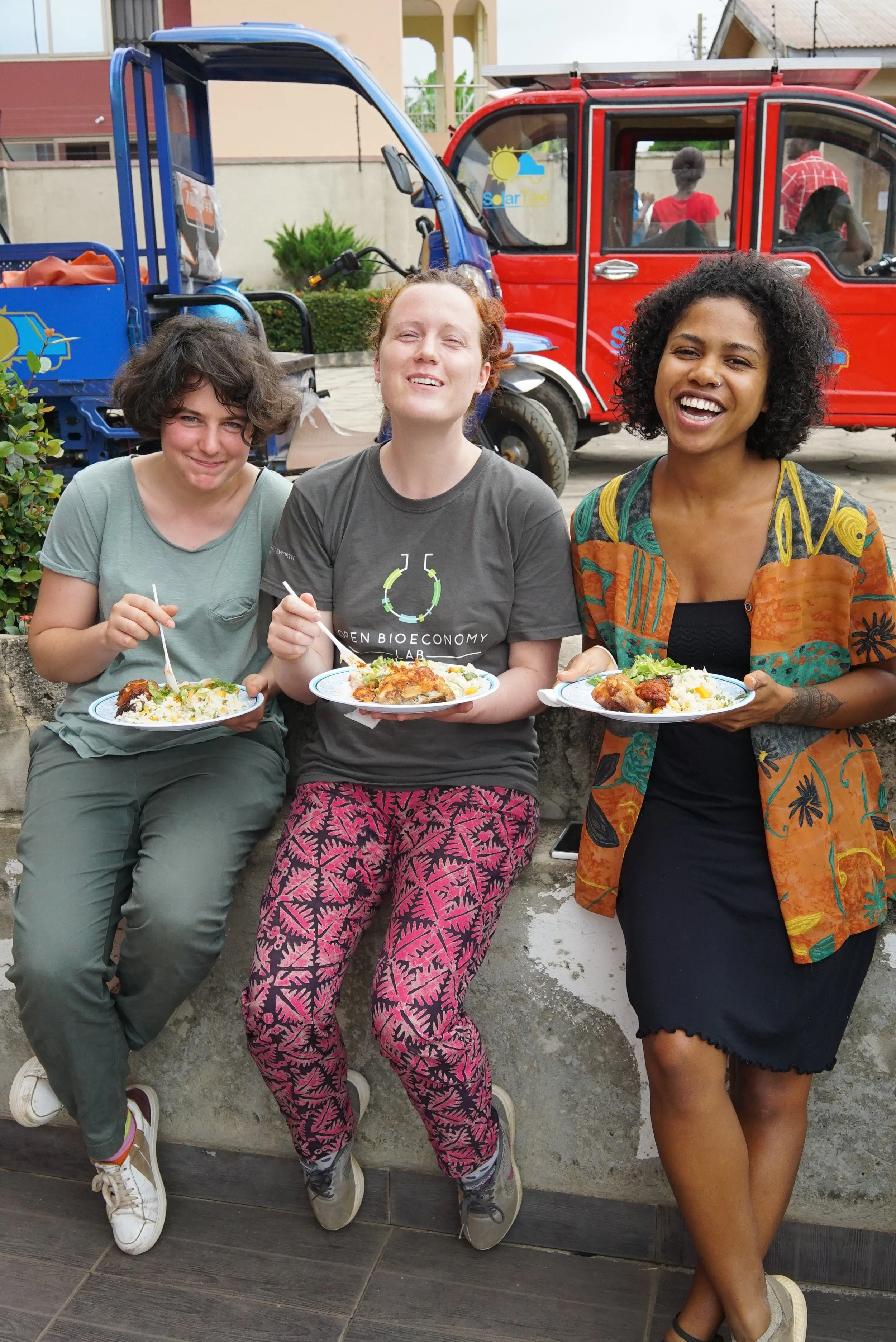 Anne-Pia Marty (Biomaker Africa Coordinator), Chiara Gandini (OpenBioeconomy Lab) and Alexa Walker (Engineers Without Borders, Kumasi Hive)