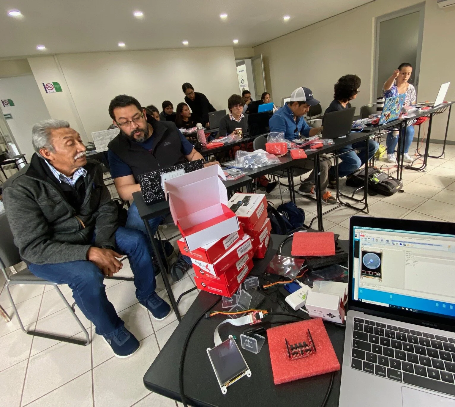 Biomaker Workshop at the Universidad Veracruzana, Xapala, Mexico