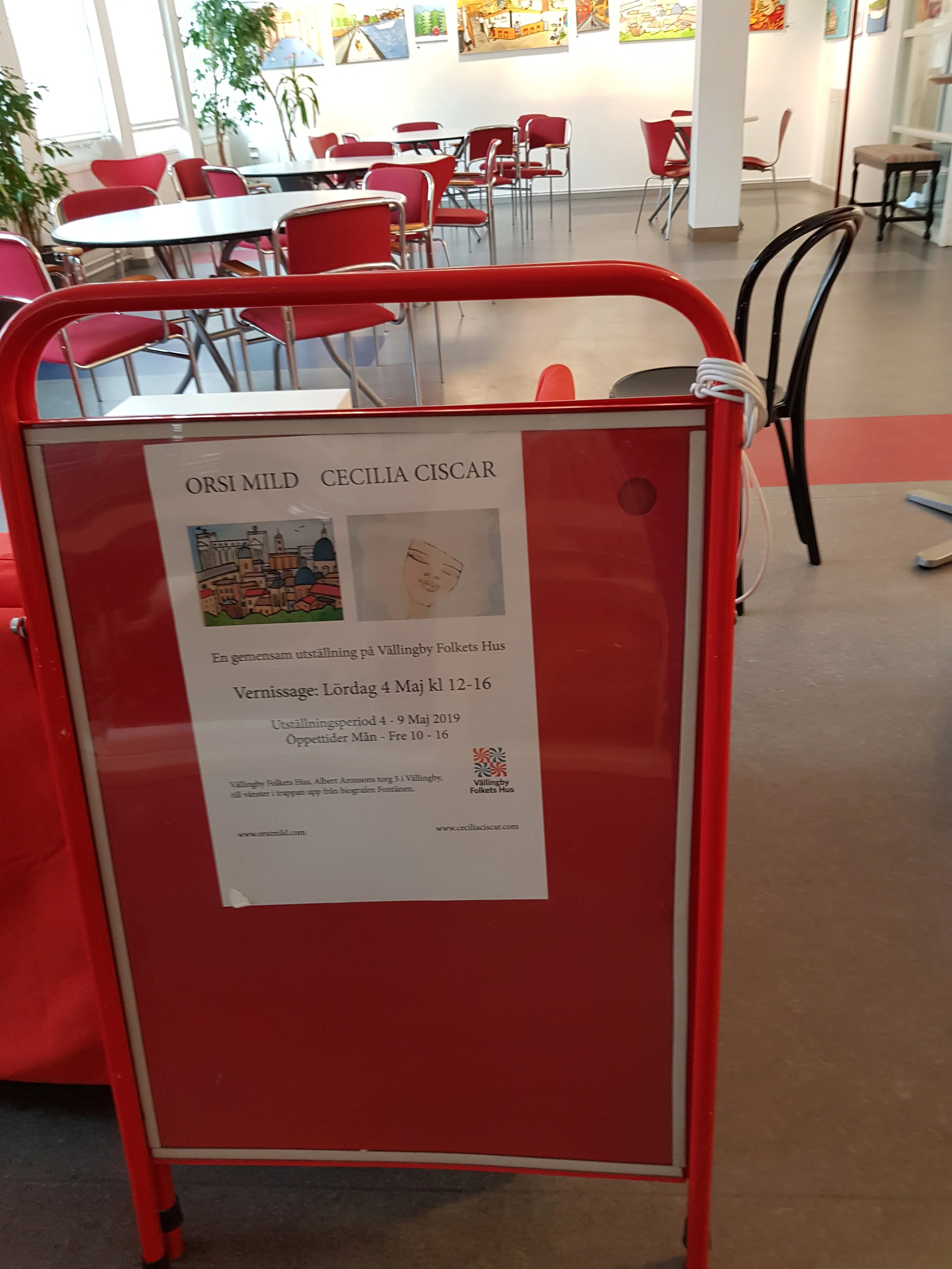 Sista dagen i torsdags för utställningen på Vällingby Folkets hus.