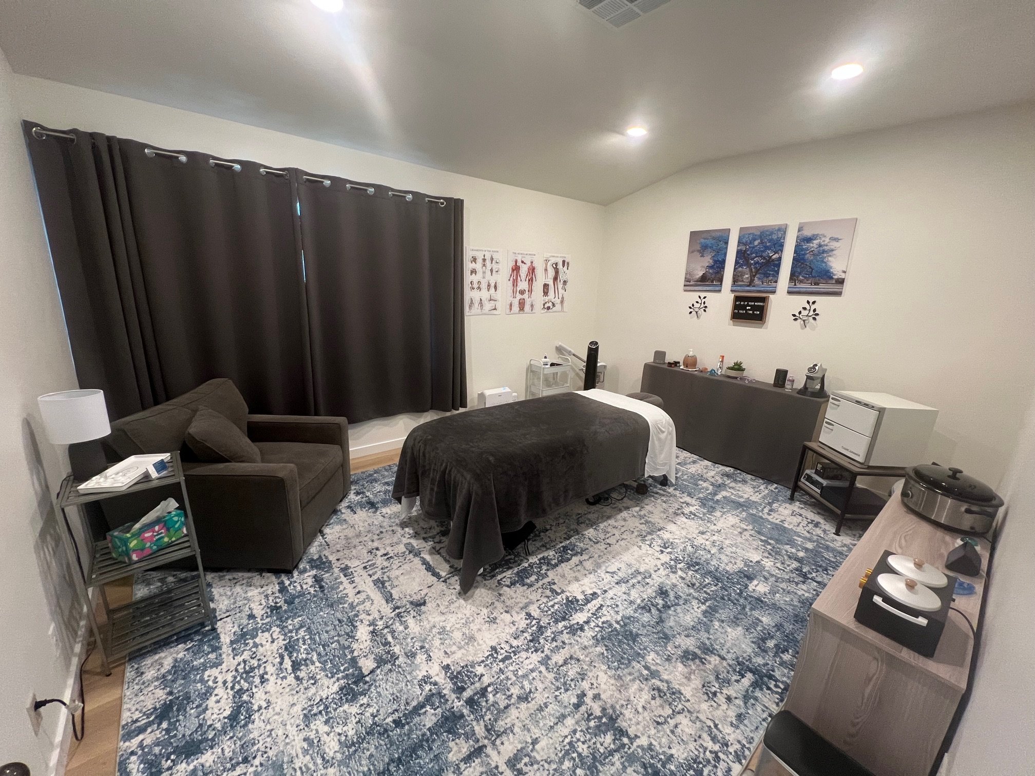 PeakPerformanceMassage831_Tour_9761.jpg