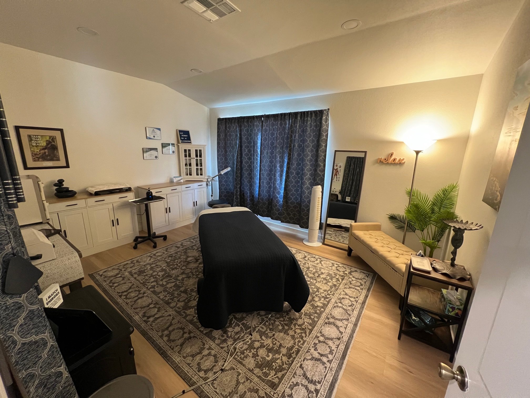 PeakPerformanceMassage831_Tour_9765.jpg