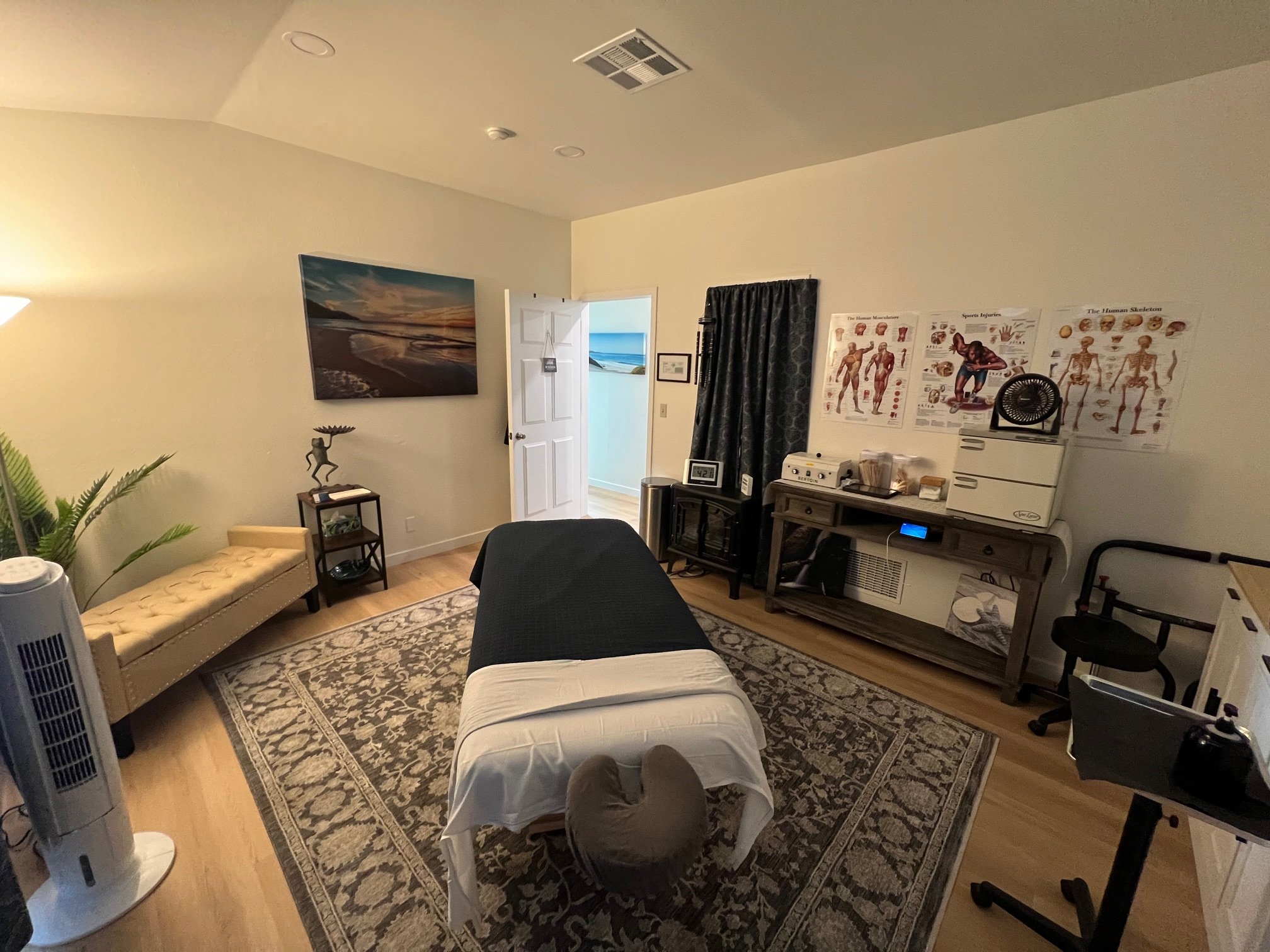 PeakPerformanceMassage831_Tour_9766.jpg