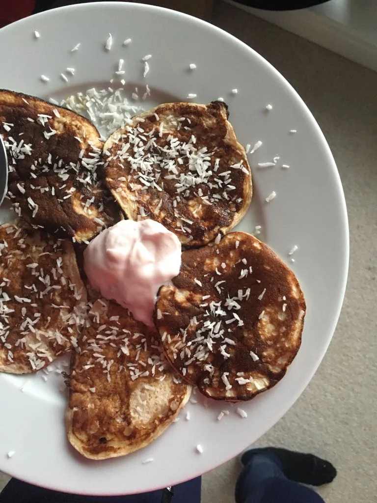 2-Ingredient Protein Banana Pancakes