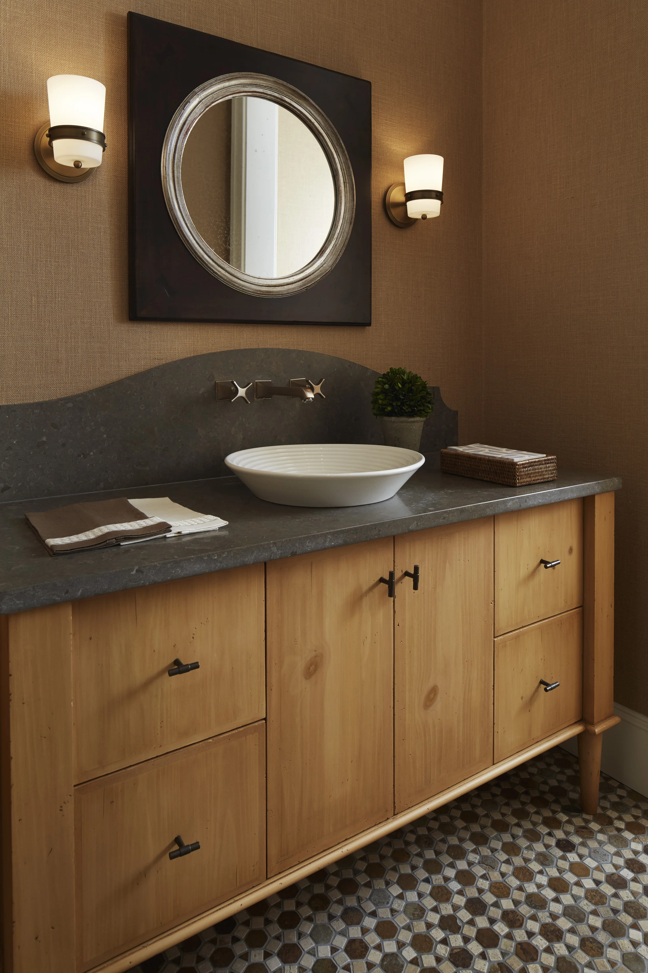 12-EClaireDesign-Powder-Bath.jpg