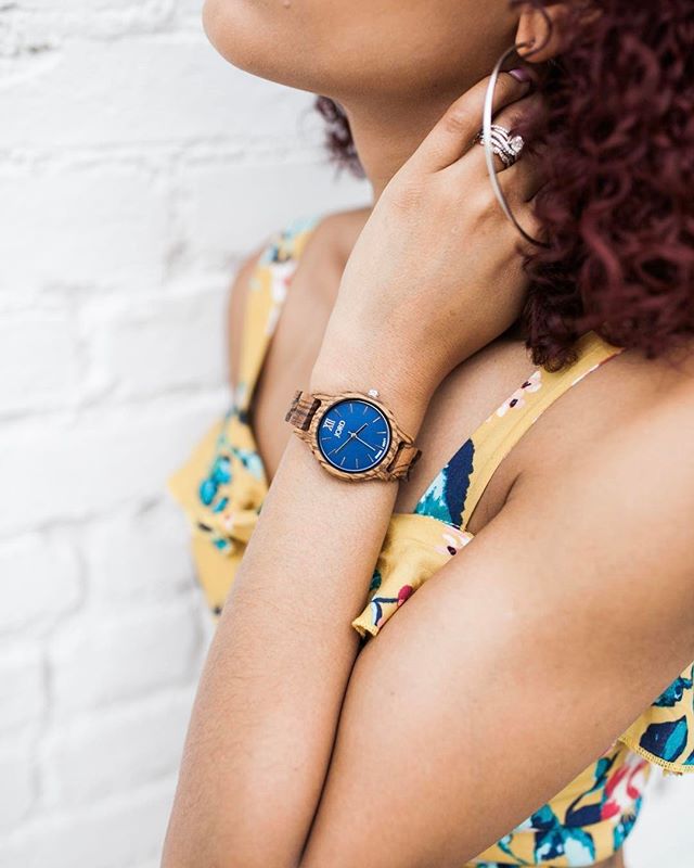 So guys, I have a contest coming up for a chance for you to win a gift card towards one of these awesome Jord wood watches! I mean seriously, look how gorgeous it is! Make sure to be on the lookout for details! | PC-@catherinetrumanphoto
-
-
#jordwat