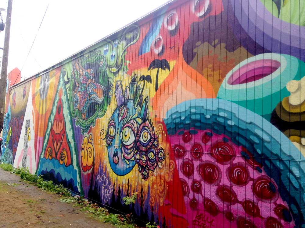 Collaborative mural on Chaba Thai wall in Portland Oregon, Alberta St 2017