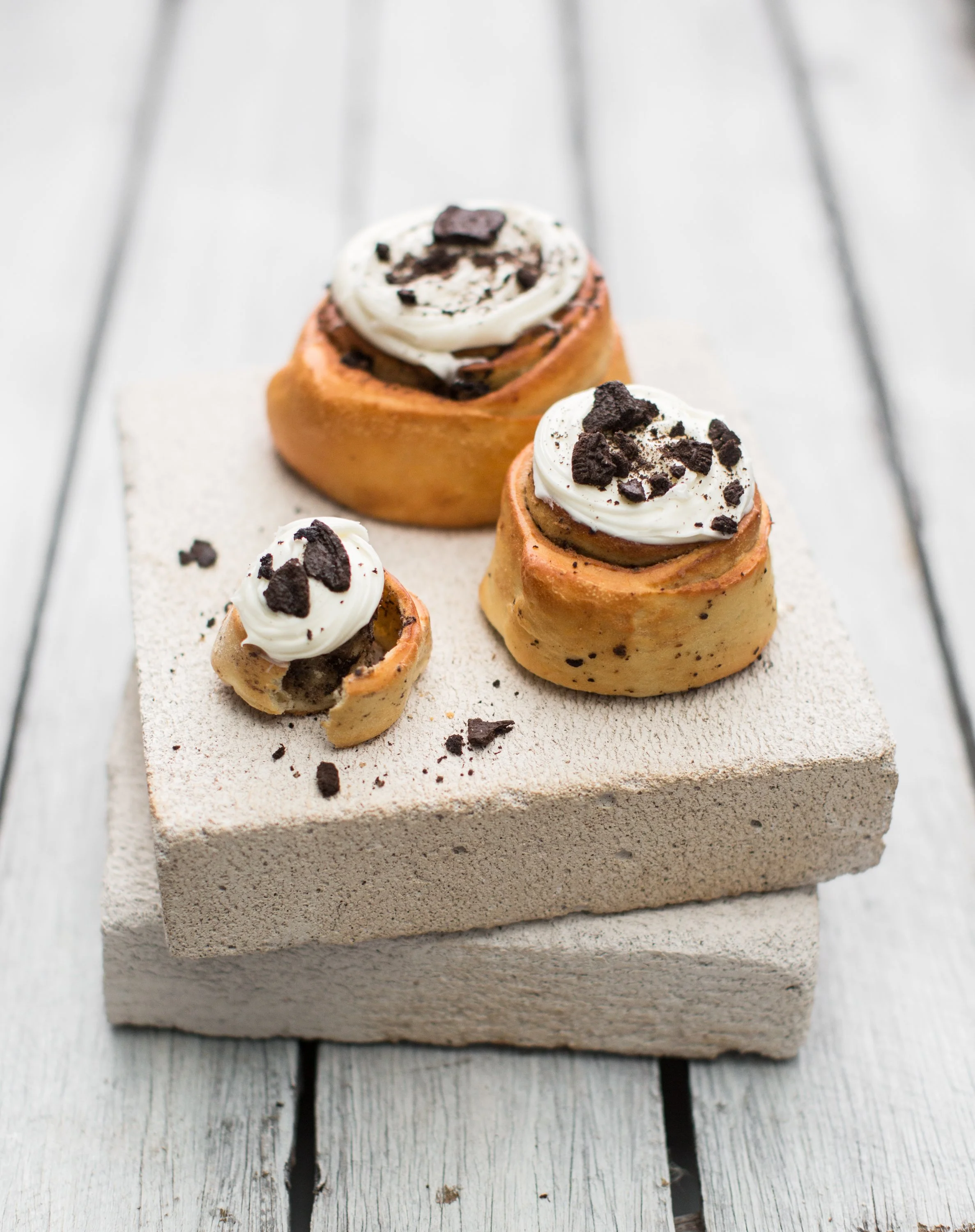 Box of 9 Small Scrolls (3 Flavours)