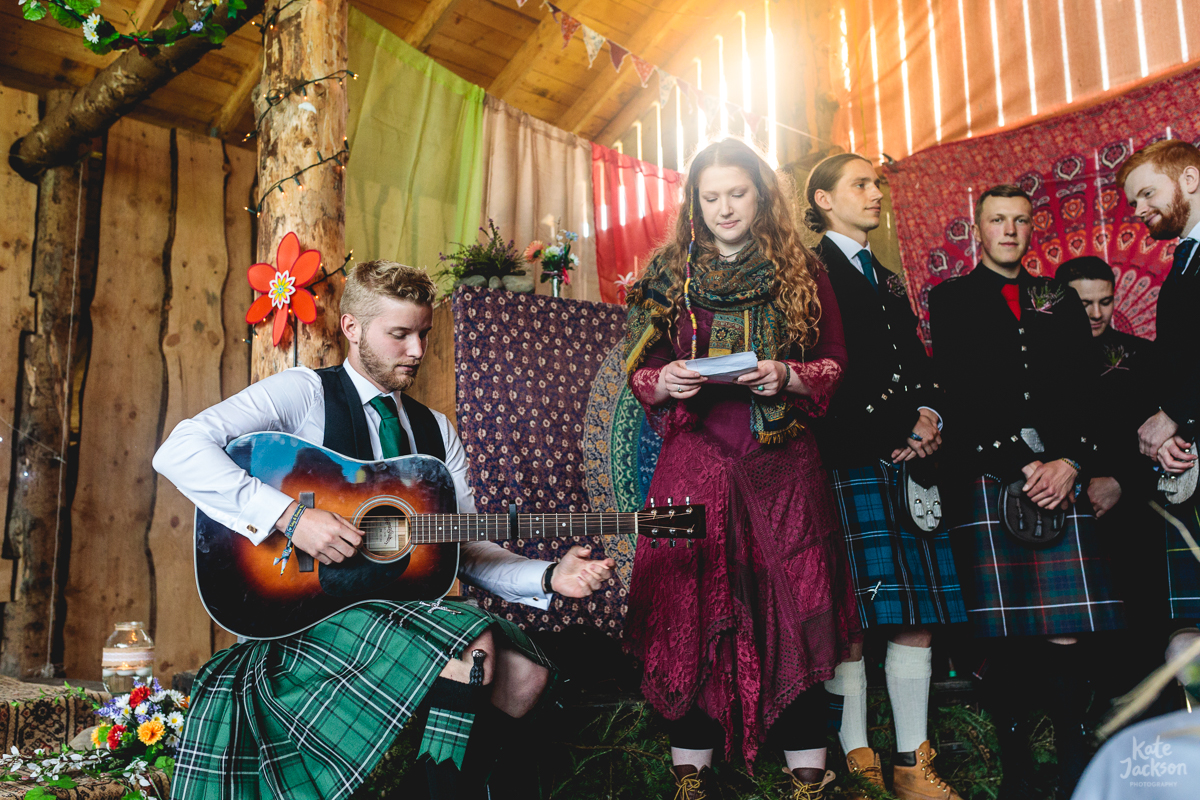 Singing and live guitar at festival wedding in Scotland | Kate Jackson Photography