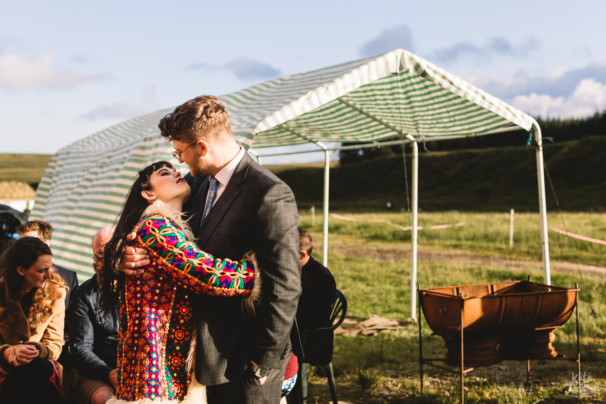 Relaxed outdoor fun festival wedding at Knockengorroch in Scotland | Kate Jackson Photography