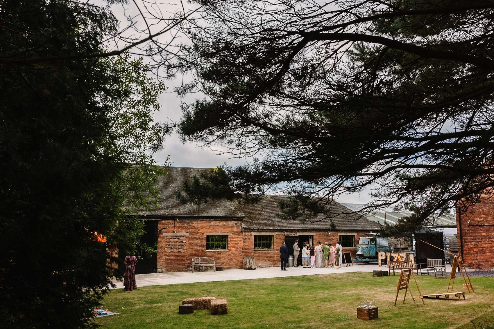 Woodhall Farm Wedding-19.jpg