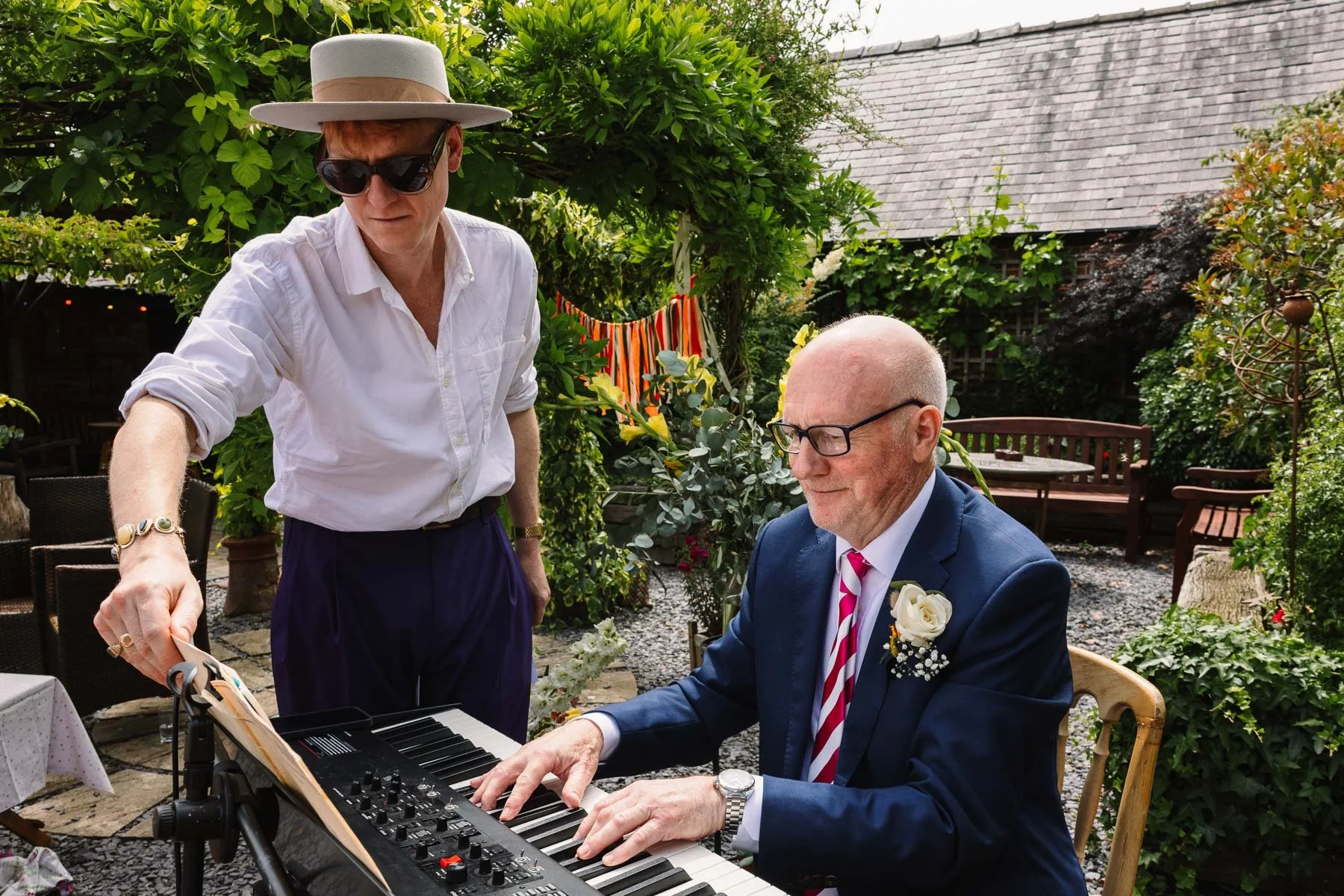 Bromwich Park Wedding Kate Jackson Photography-56.jpg (Copy)