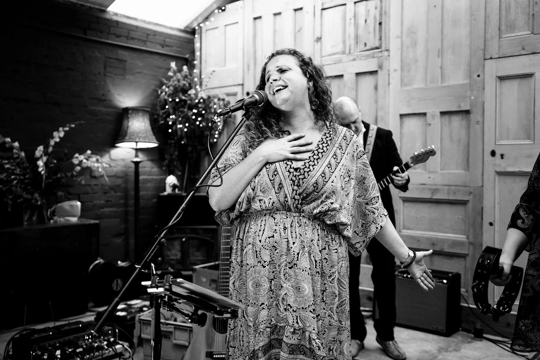 Bromwich Park Wedding Kate Jackson Photography-158.jpg (Copy)