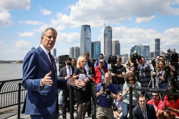 Bill de Blasio’s bagel gaffe and the fraught politics of food By Stacy A. Cordery