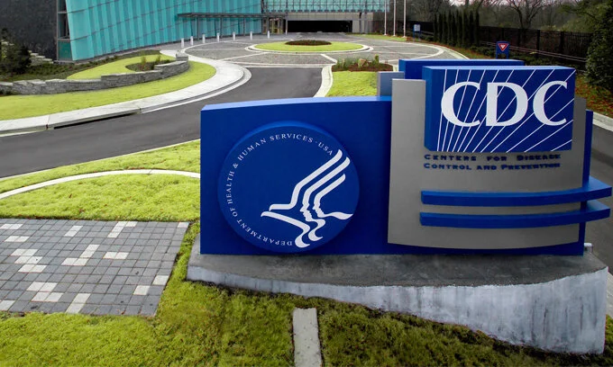 Tense decision-making as CDC joins FDA in recommending Pfizer booster shot for 65 &amp; up, people at high risk and those with occupational exposure to COVID-19 By Matthew Woodruff