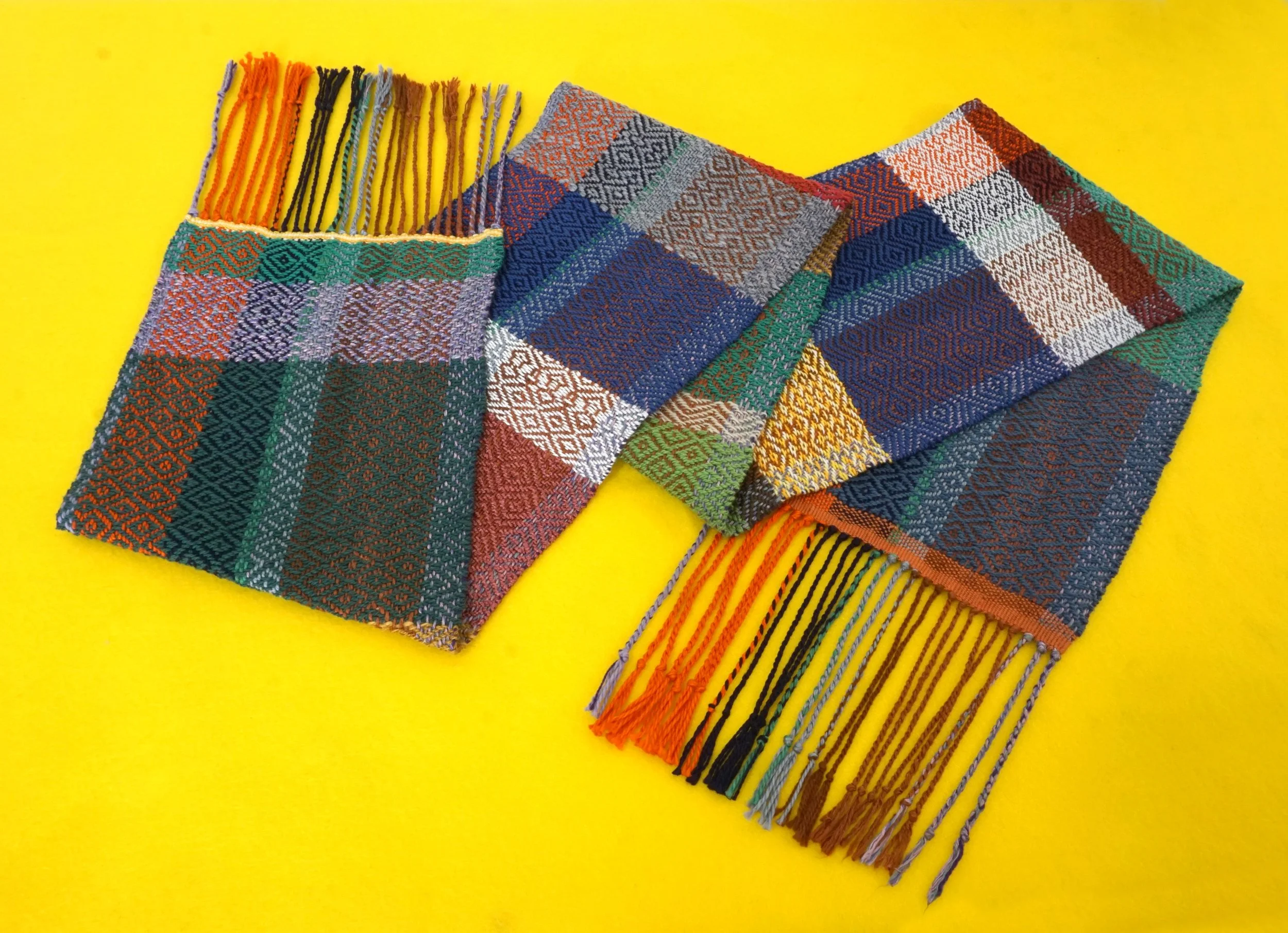 short scarf 02.jpg