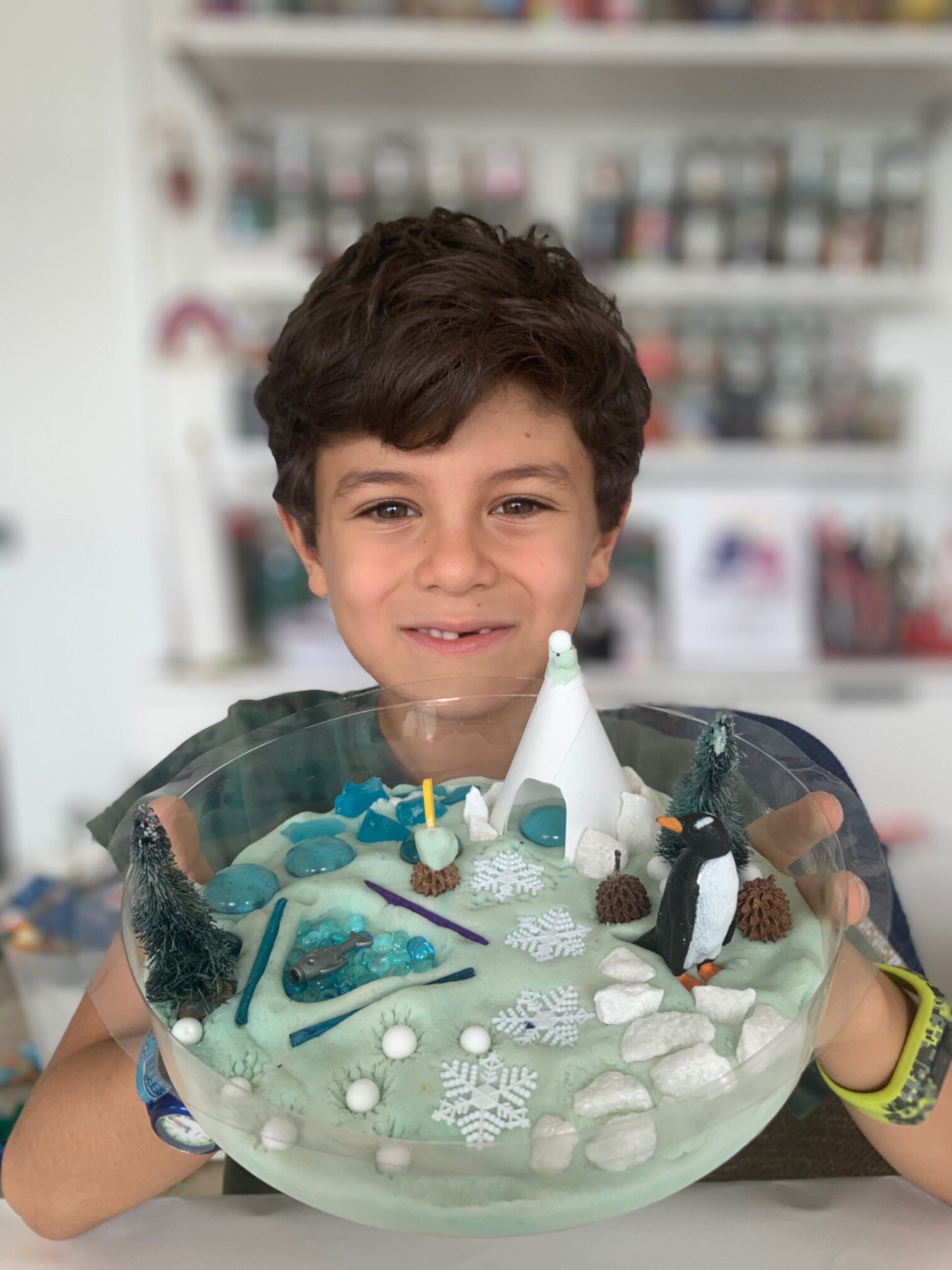 Penguin Small World Art Kit