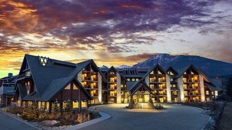 Grande Rockies Resort