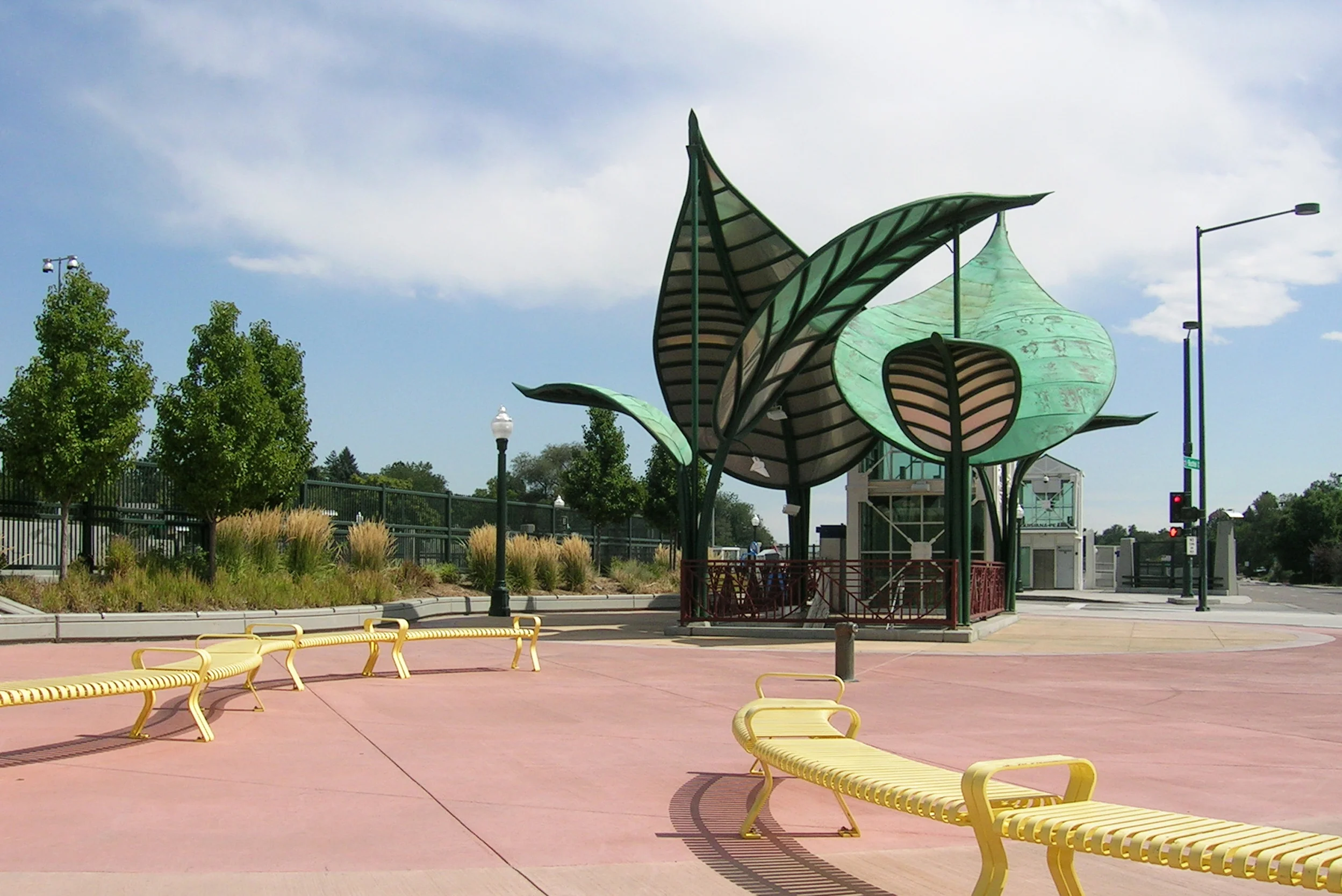 Louisiana Pearl Plaza & Jurassic Leaves