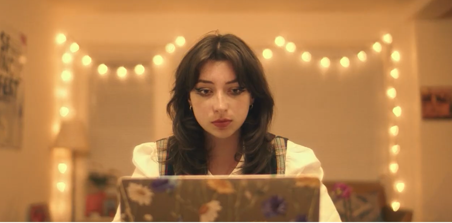 Don't Walk Alone - Samantha Kate Patterson