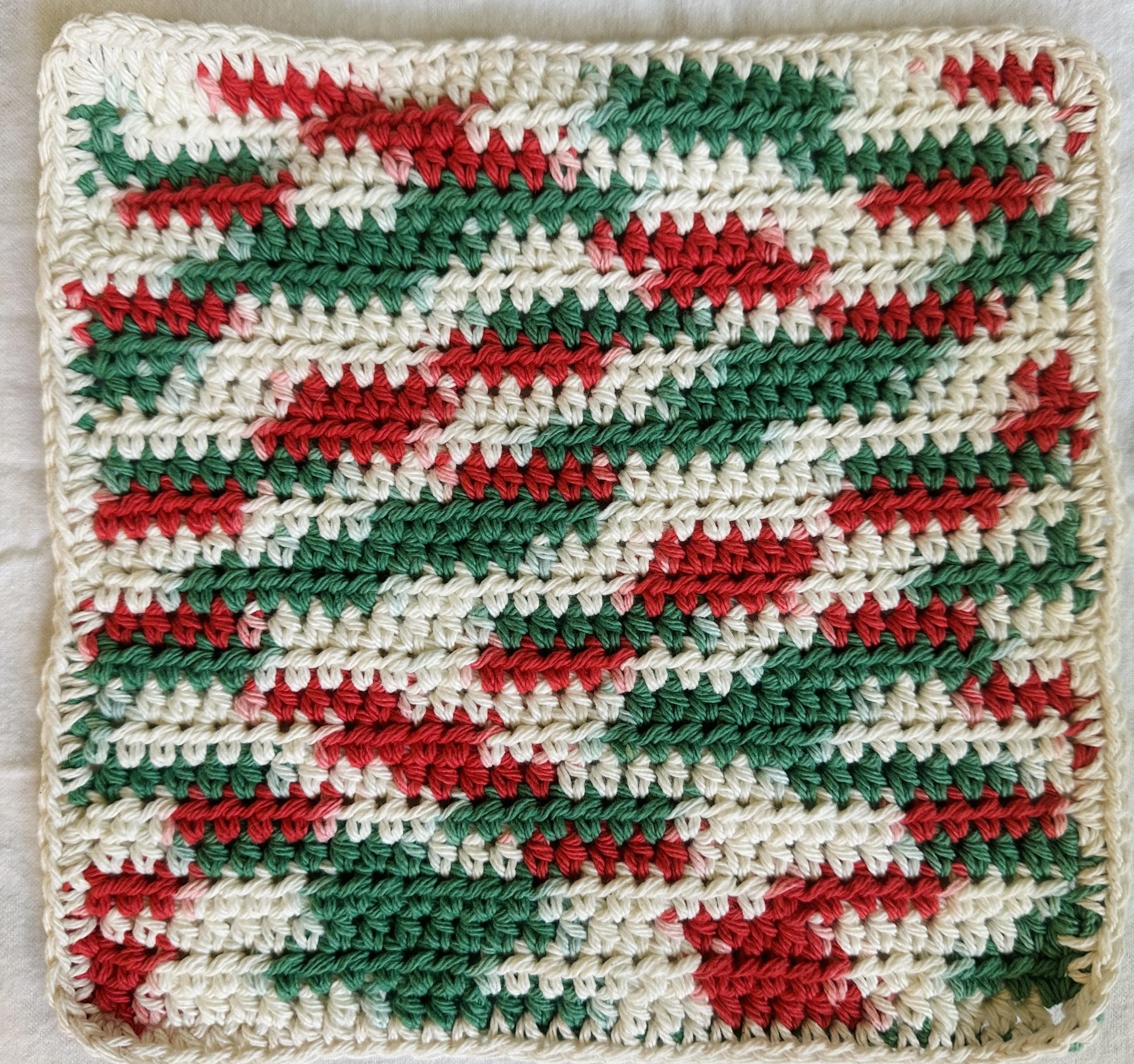 christmas dishcloth 2.jpg