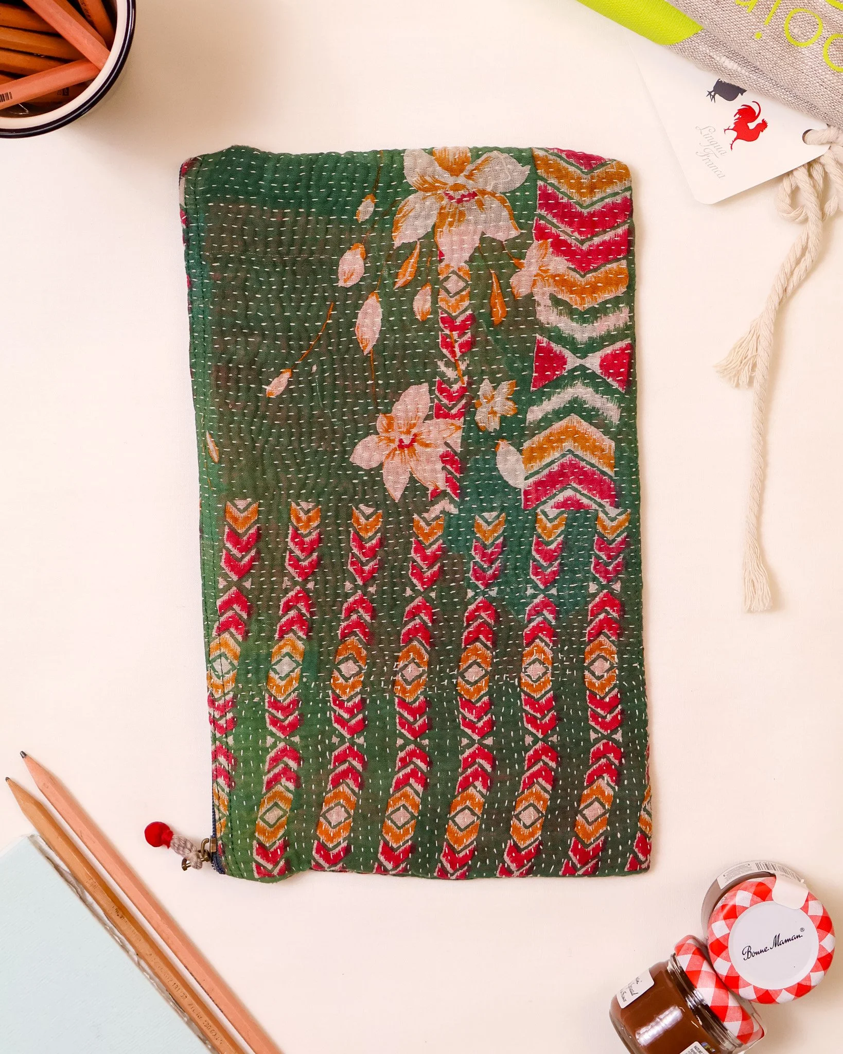 POUCH - GREEN 2 - HERO.jpg