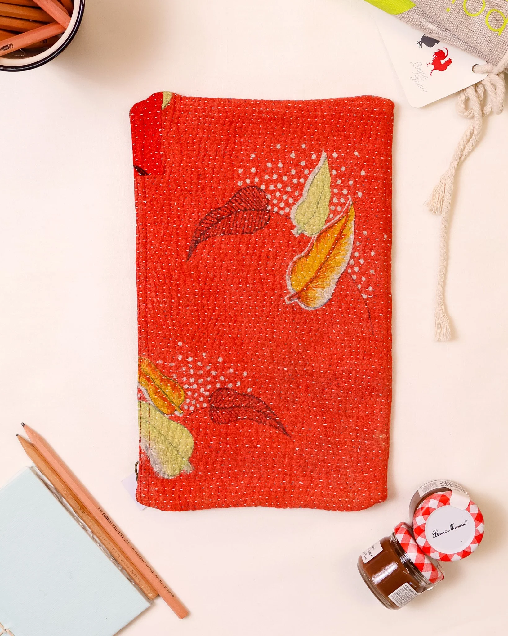 POUCH - ORANGE - HERO.jpg