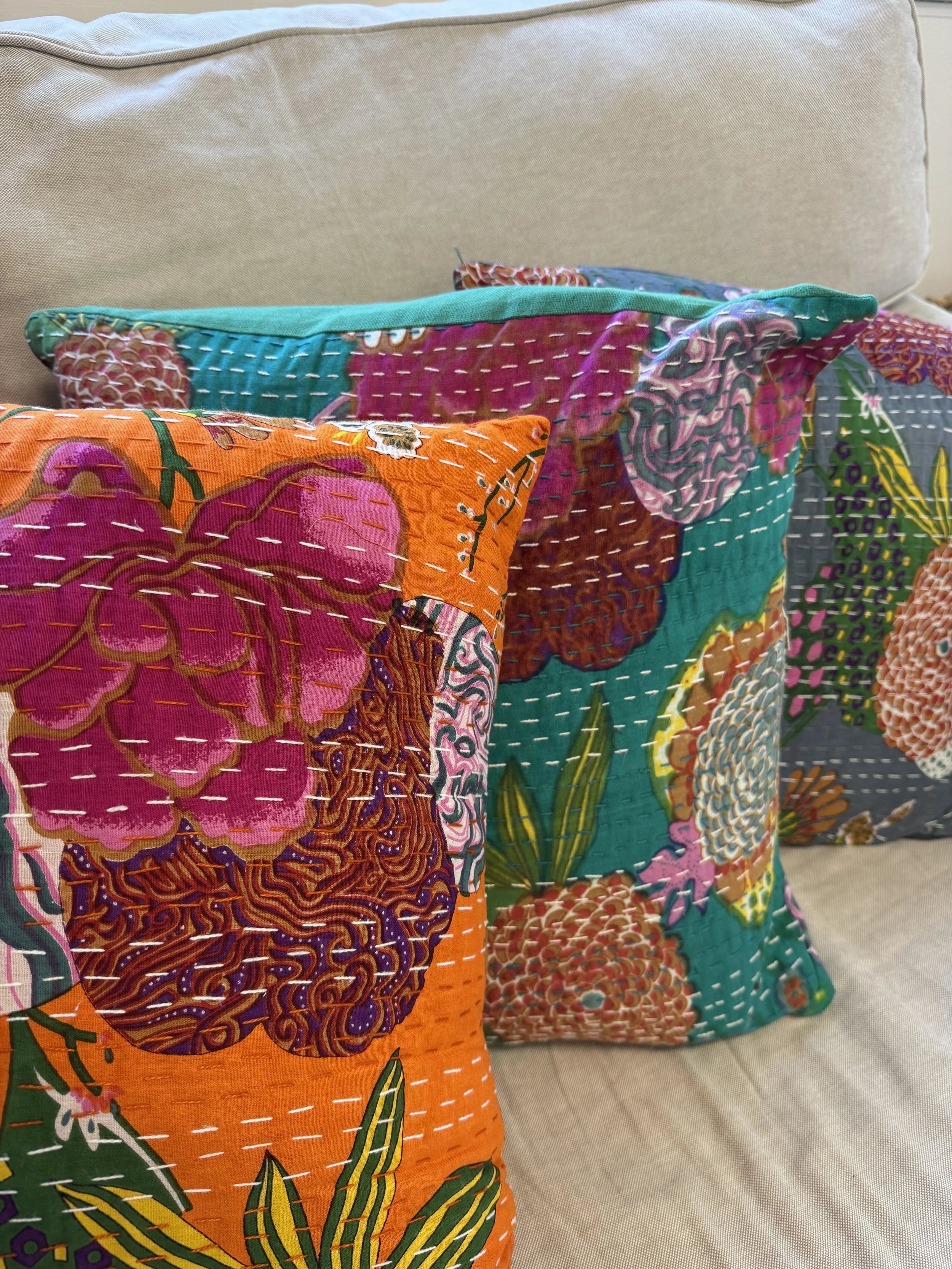  CUSHION COVERSIMG_2597.JPG