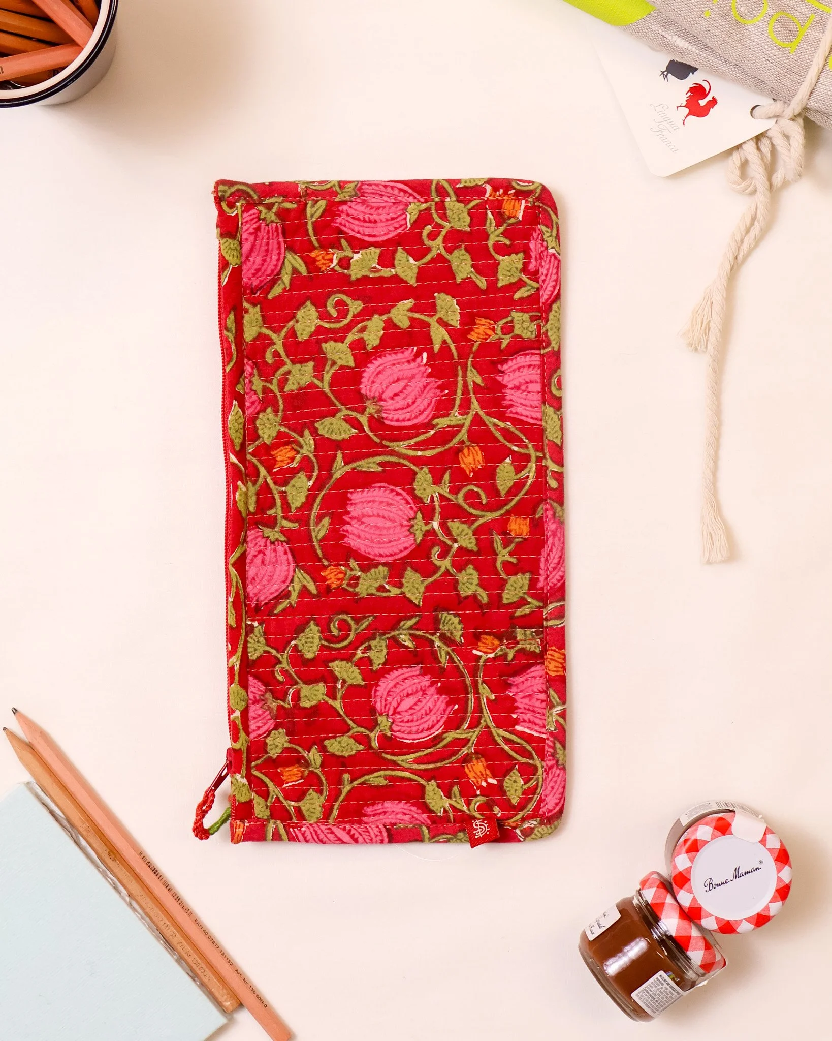 POUCH - PINK FLORAL - HERO.jpg