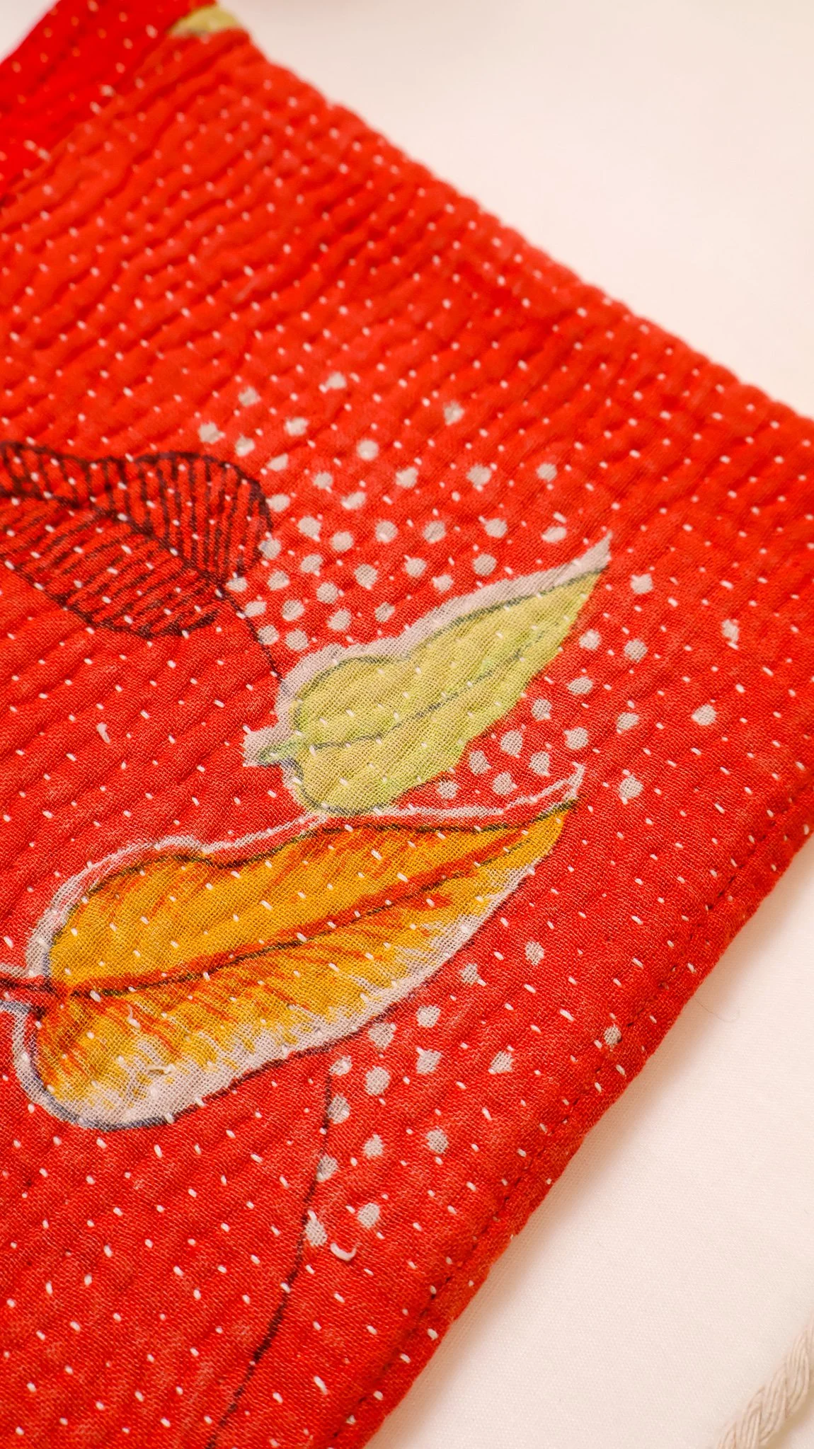 POUCH - ORANGE - DETAIL.jpg