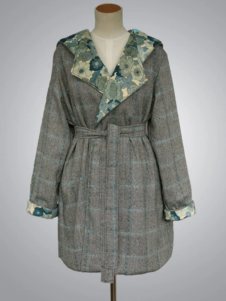 COAT_robe_mags.blue_herringbone.sz16.fr.cuff.JPG