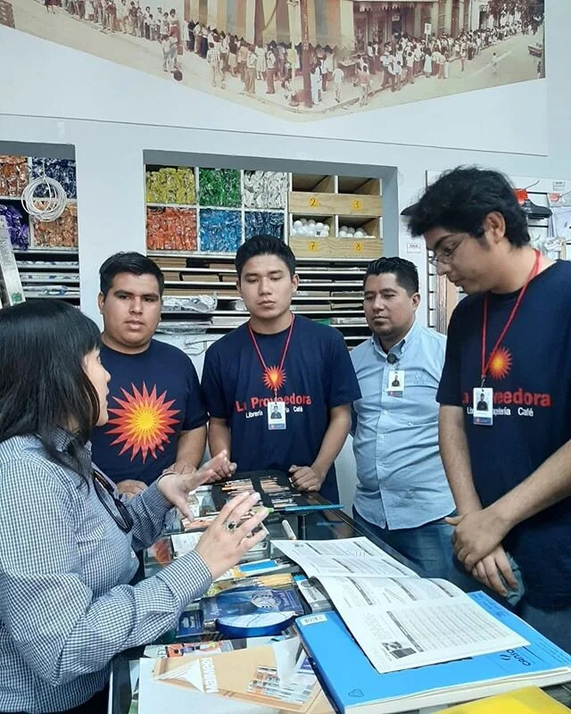 &iexcl;Desde Oaxaca, Capacitaci&oacute;n y Demostraci&oacute;n en Proveedora Escolar! 🎨🖌