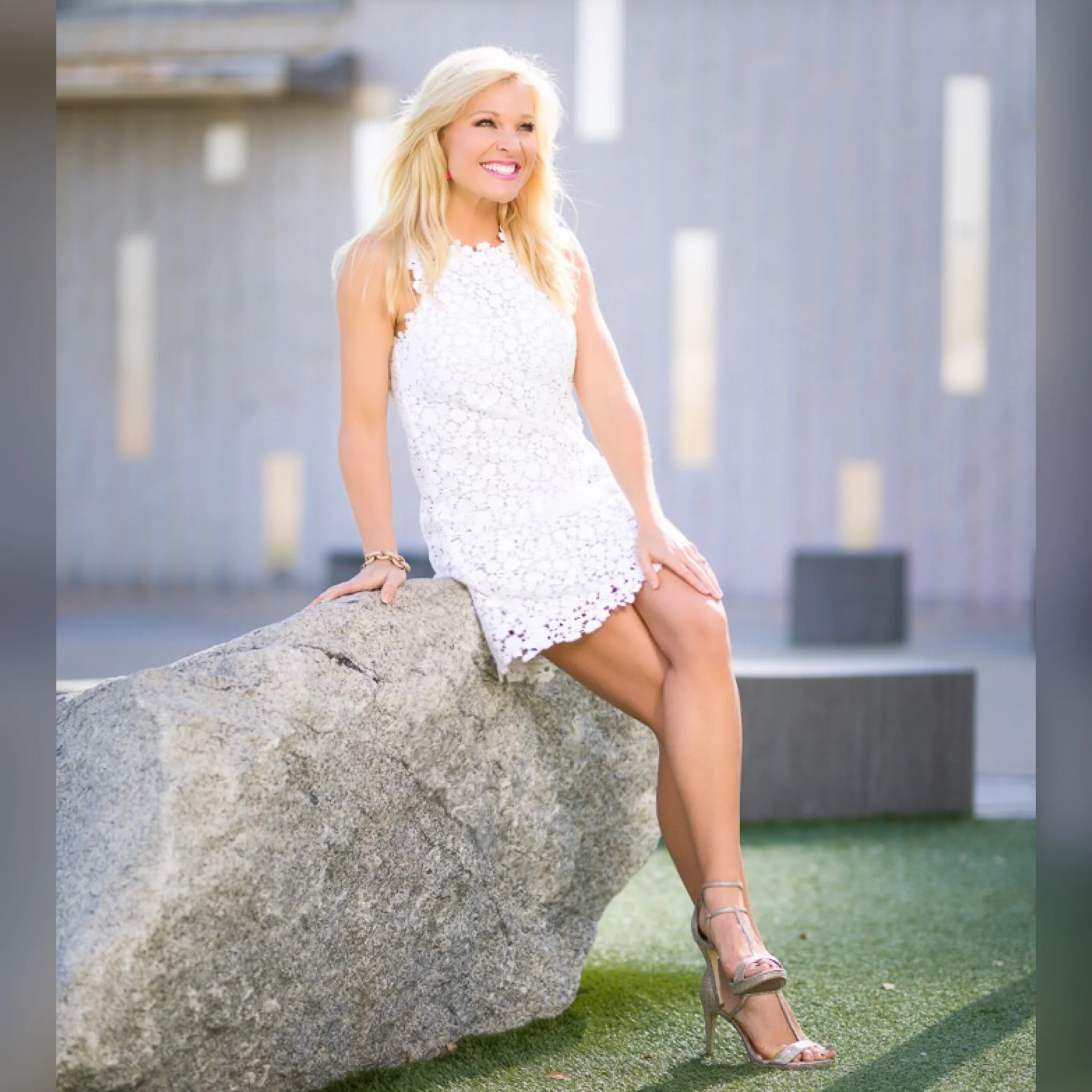 Michael Kors White Lace Sheath Dress picture