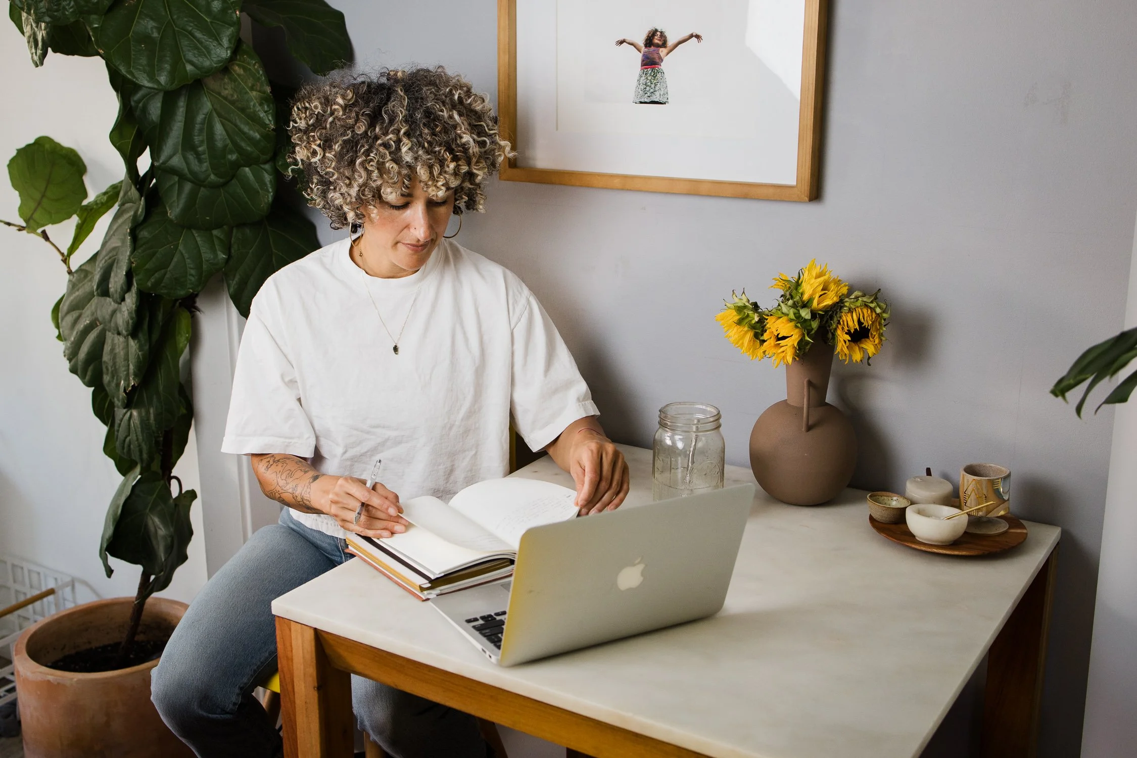 How to Choose the Right Brand Photography Session for Your Business