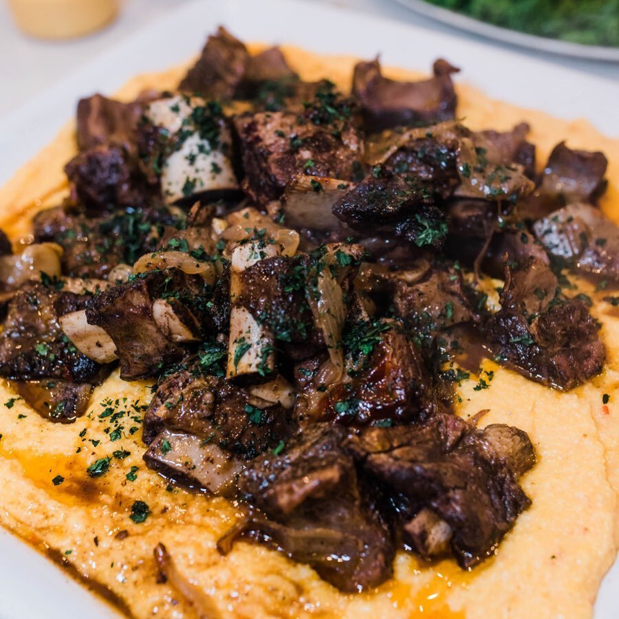 We call this Elevated Food for your Soul❤️ Braised Short Ribs over Cheesy Grits  @renepowellphoto
@amber_knowles_beauty
@Keptflora
@weddingsbytiffany
@grindylocks
@sethmcduffie
@virginiaandconc
@sydneycrouse
@ce_rental_raleigh
@celebrationsidekicks
@