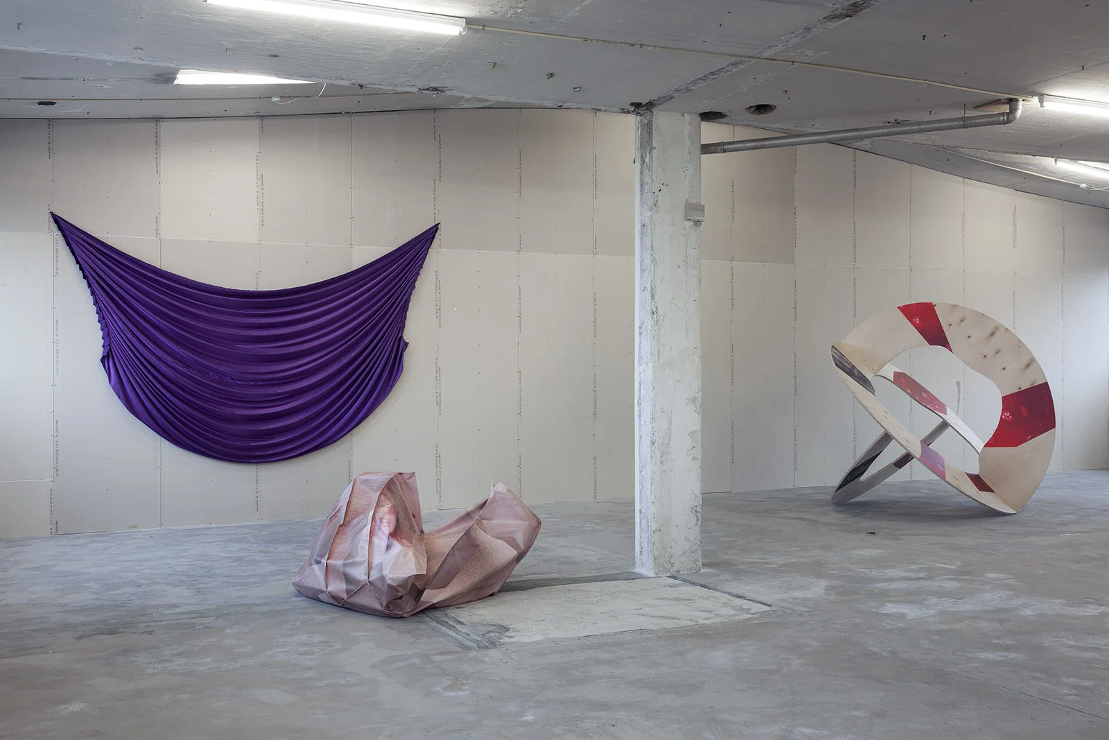Udstillingsview Louise Sparre: Draped, Fragments 3D, Cell