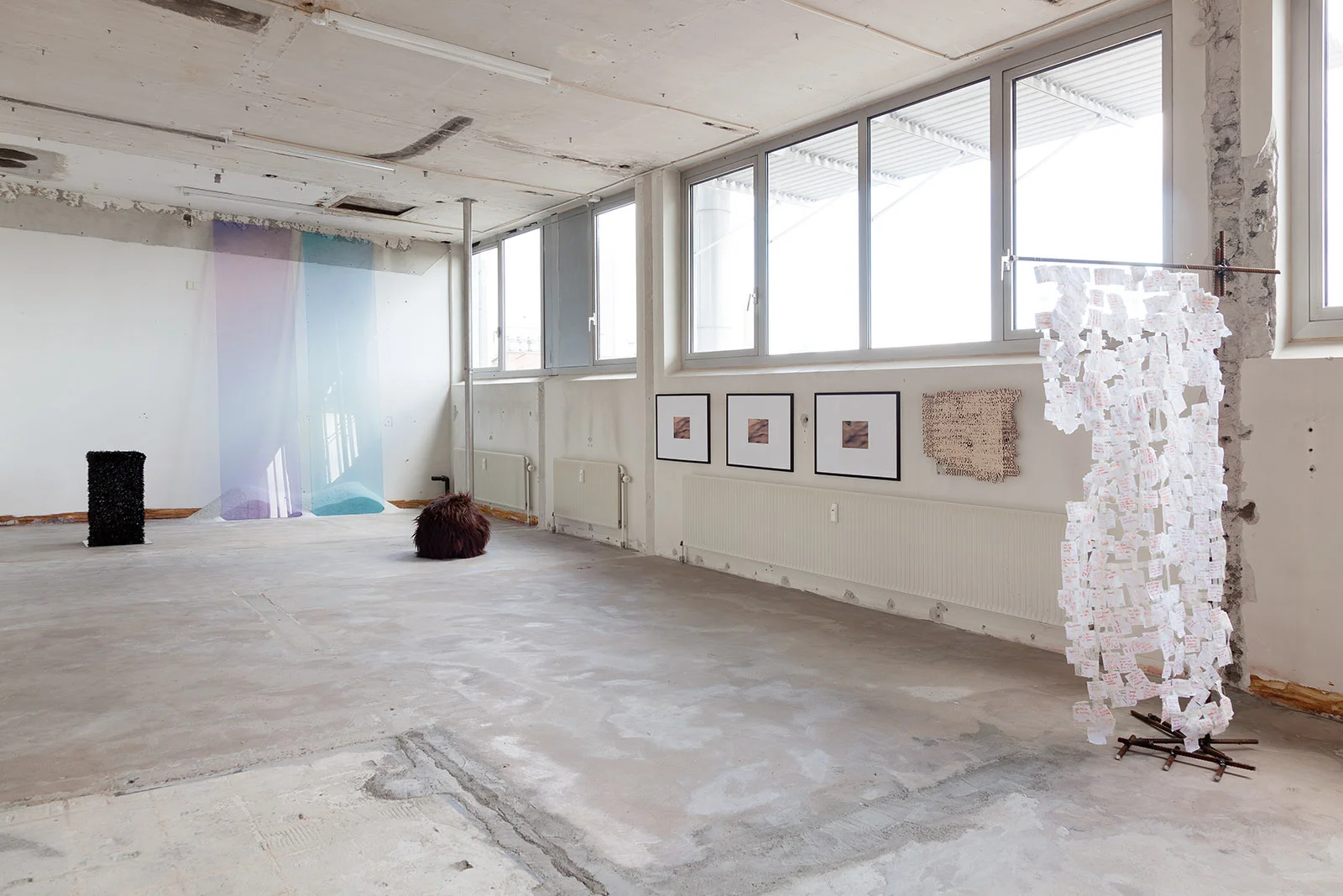 Exhibition view zone