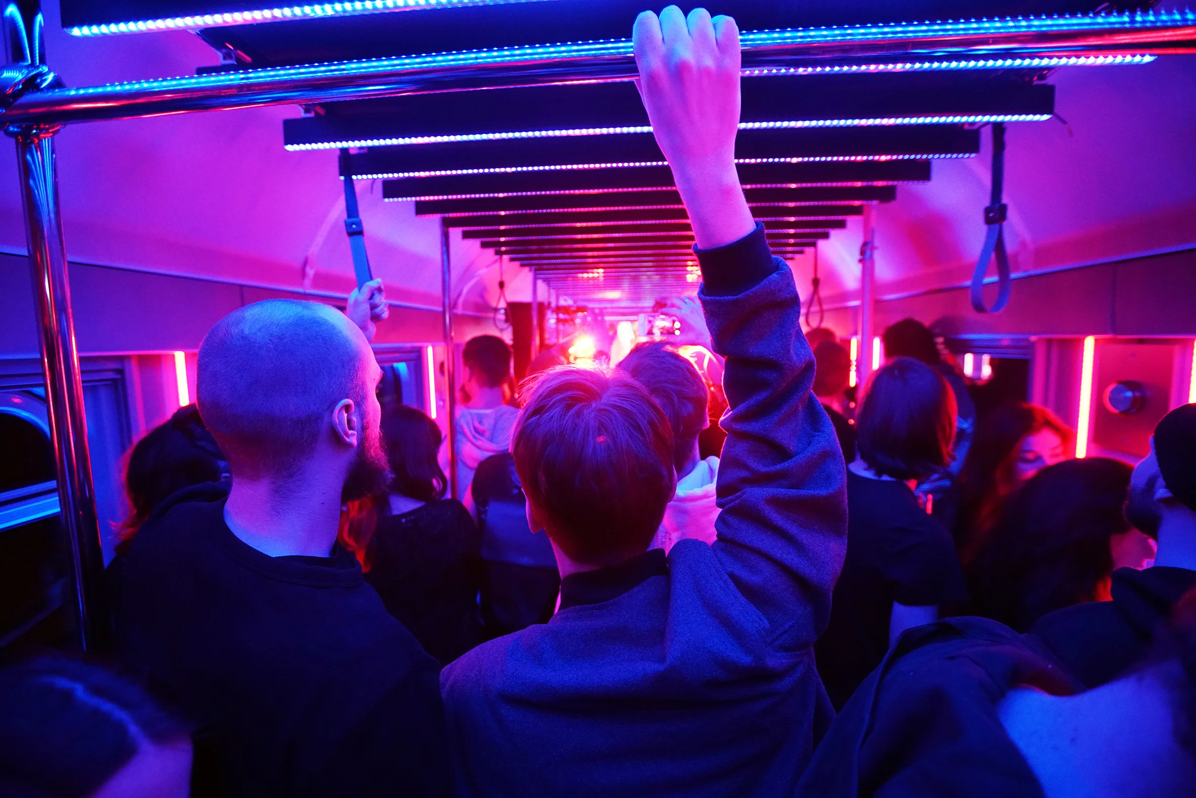 Crowd11.jpg