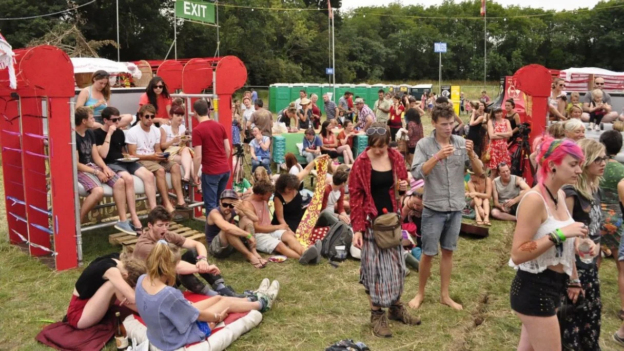 AfH-Open-Mic-Stage-WOMAD-Festival-2013-Architecture-for-Humanity-UK-charity-outreach-005.jpg